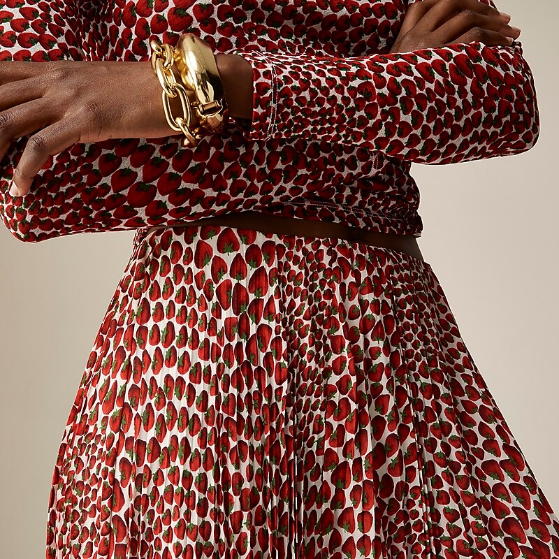 J.Crew Gwyneth pleated skirt in strawberry swirl chiffon Vintage Red Strawberry Outlet | 92NUTWJEB