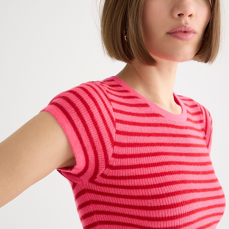 J.Crew Ribbed featherweight cashmere T-shirt Dragonfruit Cardinal Outlet | 92ECWALKR
